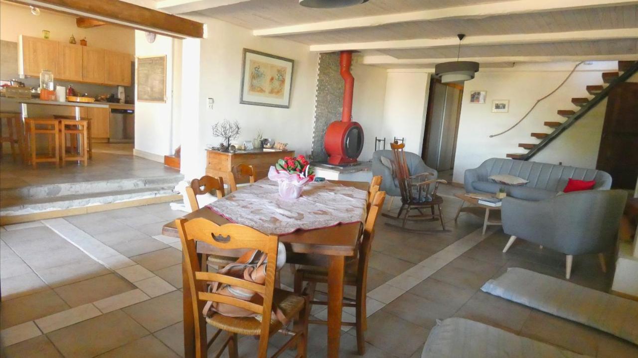 Hotel La Sourciére d'Eros Bellesserre Esterno foto
